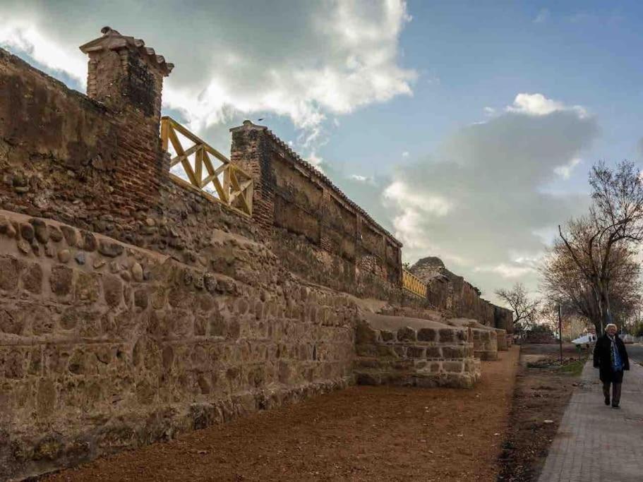 Eco Alojamiento La Cartuja De Talamanca Talamanca de Jarama Dış mekan fotoğraf